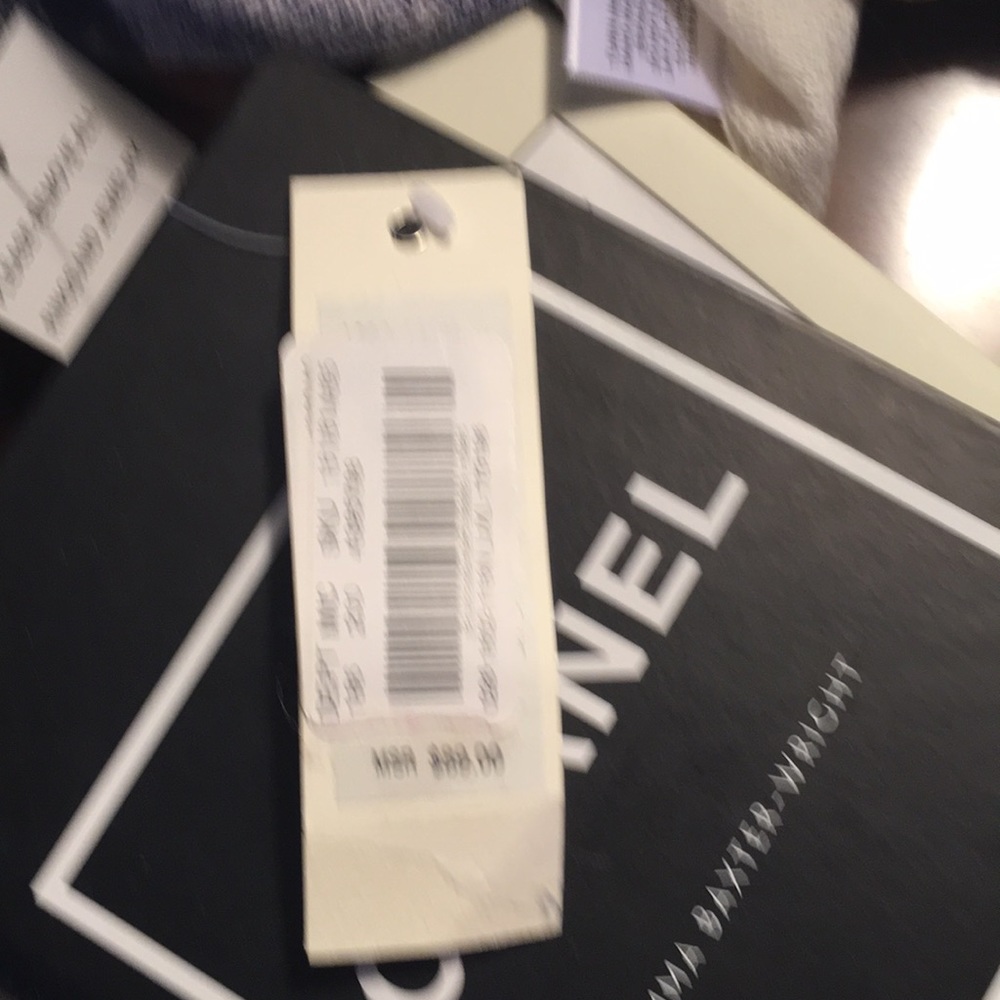 Wrap - Picture 6 of 6